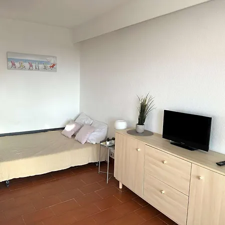 Rez-de-jardin Bord De Mer, Terrasse 30m², 5 Pers, Port Camargue - Fr-1-307-228