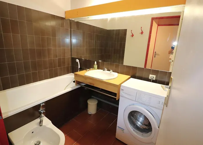 Rez-de-jardin Bord De Mer, Terrasse 30m², 5 Pers, Port Camargue - Fr-1-307-228