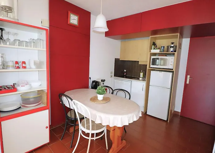 Rez-de-jardin Bord De Mer, Terrasse 30m², 5 Pers, Port Camargue - Fr-1-307-228 Апартаменты *